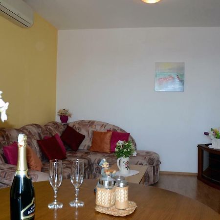 מאקרסקה Apartment Alenka מראה חיצוני תמונה