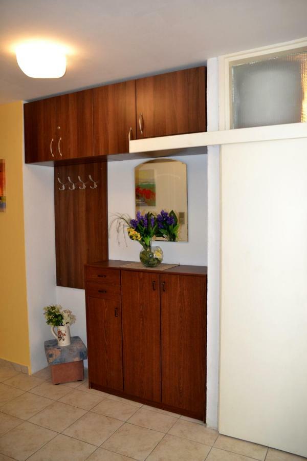 מאקרסקה Apartment Alenka מראה חיצוני תמונה