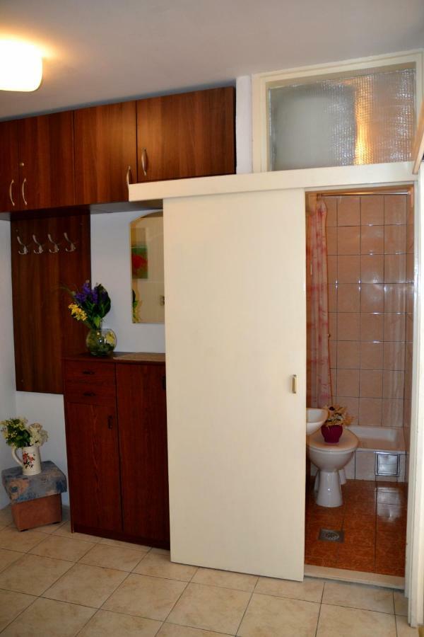 מאקרסקה Apartment Alenka מראה חיצוני תמונה