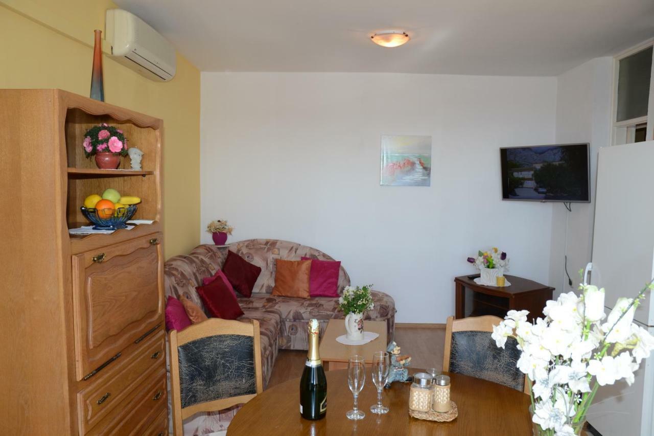מאקרסקה Apartment Alenka מראה חיצוני תמונה