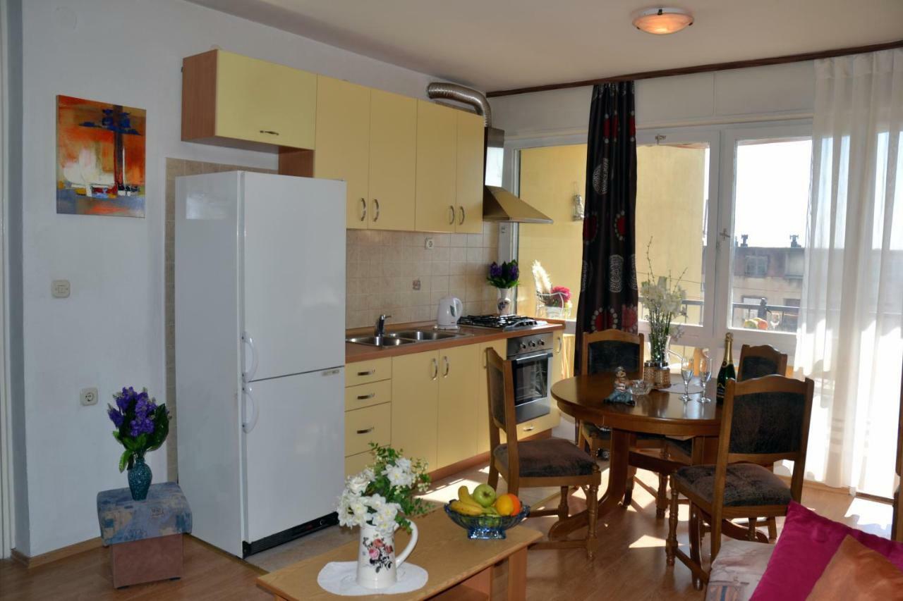 מאקרסקה Apartment Alenka מראה חיצוני תמונה